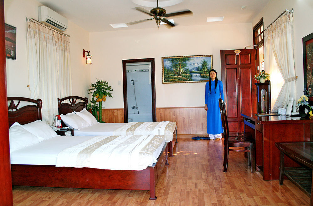 Oyo 563 Phu Thinh Hotel Nha Trang Exterior photo